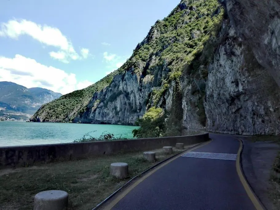 Appartamento La Dolce Vita - Vista Lago E Piscina Parzanica Italia